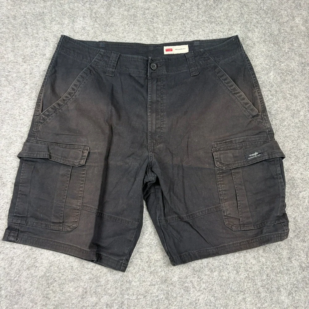 Wrangler Cargo Shorts Mens 36 Black Relaxed Fit Outdoors Workwear Five Pocket‎